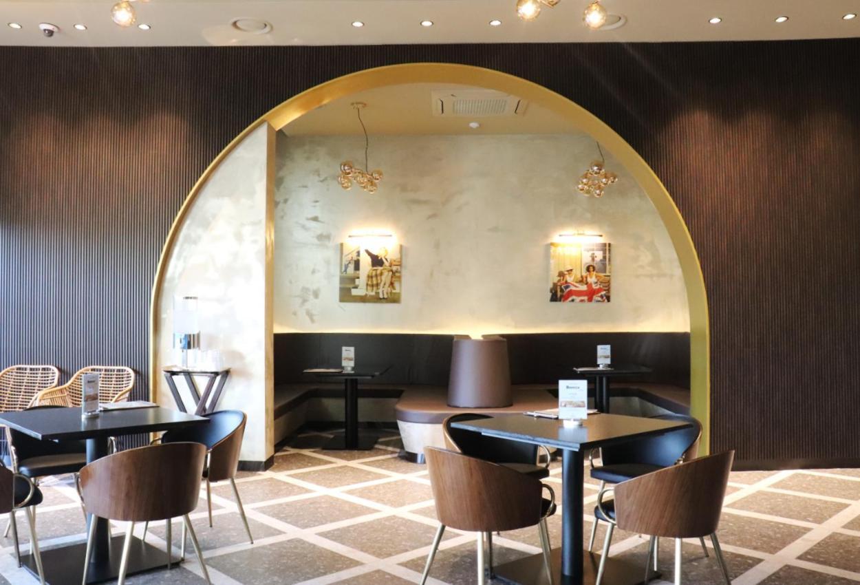 The Suites Hotel Jeju Seogwipo Eksteriør bilde