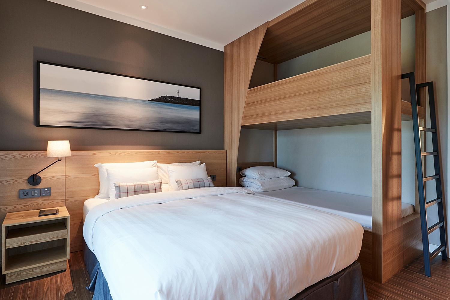 The Suites Hotel Jeju Seogwipo Eksteriør bilde