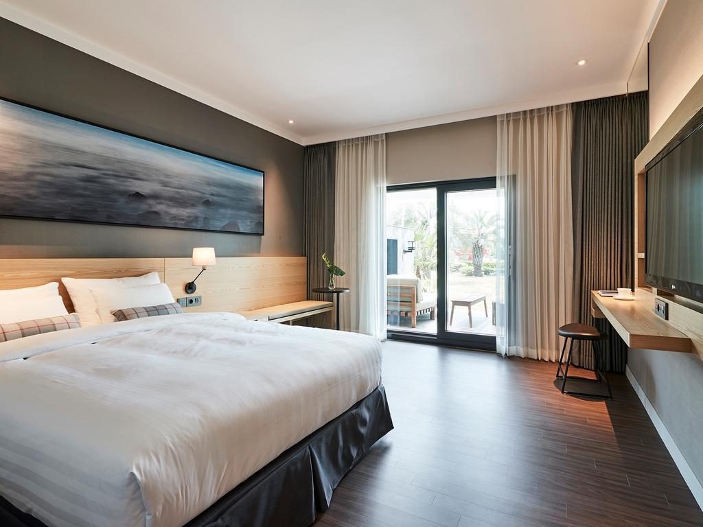 The Suites Hotel Jeju Seogwipo Eksteriør bilde